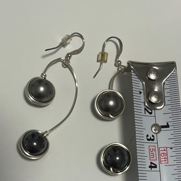 Sterling Silver and Hematite Globe earrings - Picture 2 of 3